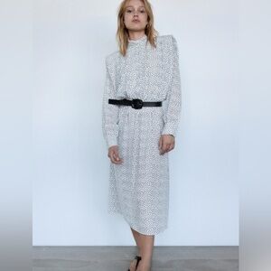 Zara Black and White Long Sleeve Dress polka dot long sleeve bloggers fav